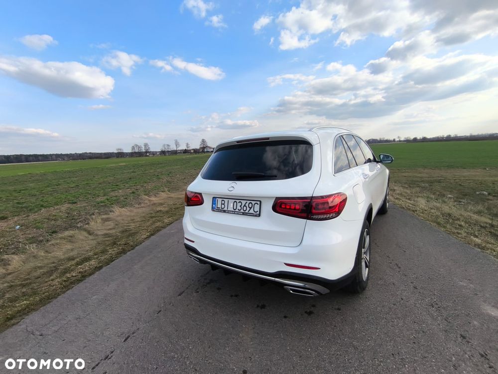 Mercedes-Benz GLC 300 4Matic 9G-TRONIC - 23