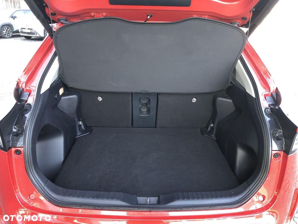 Toyota Yaris Cross - 18