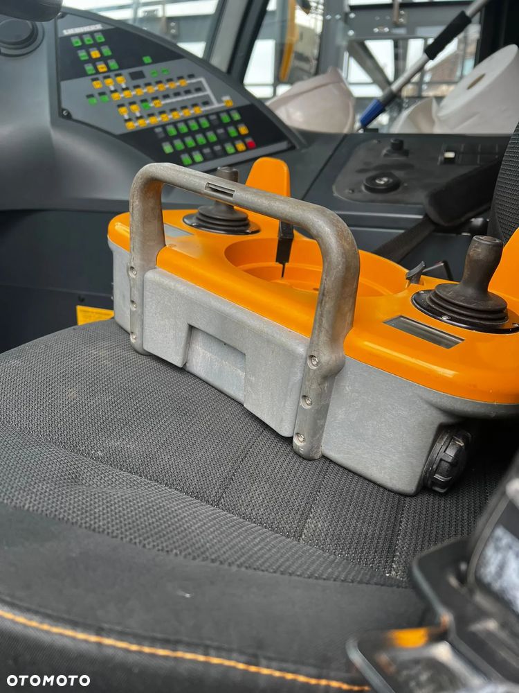 Liebherr LTM 1090-4.2 - 7