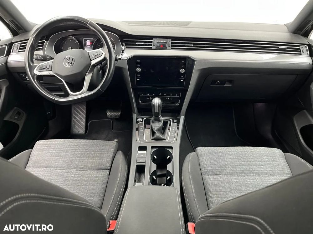 Volkswagen Passat Variant 2.0 TDI DSG Business - 5