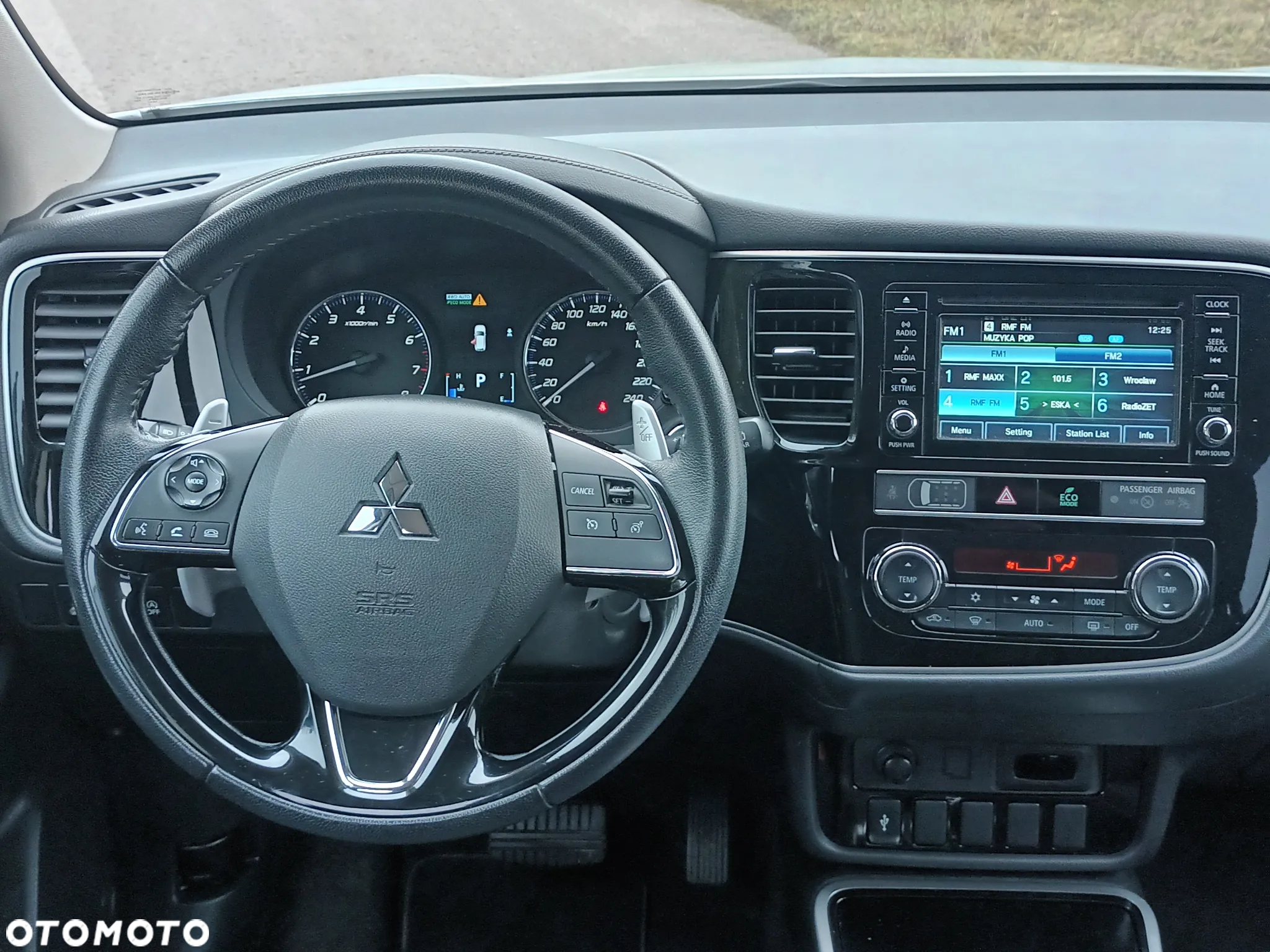 Mitsubishi Outlander 2.0 Intense Comfort 4WD CVT - 18