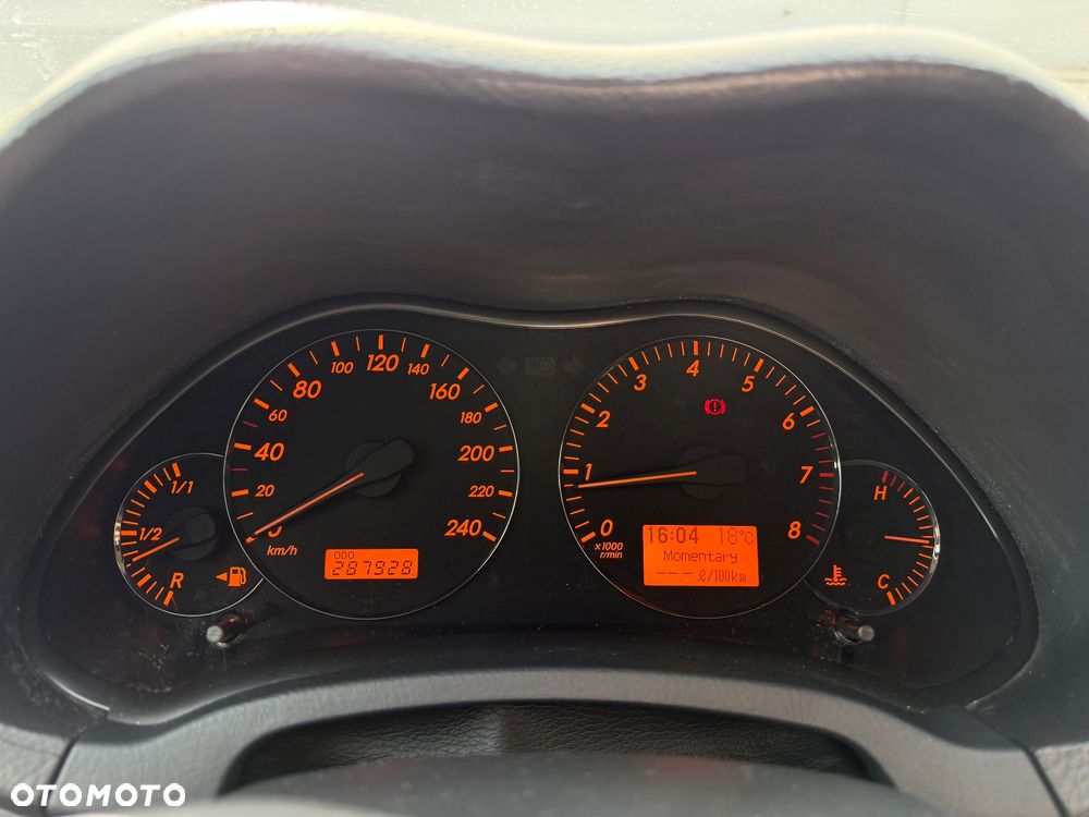 Toyota Avensis 1.8 VVT-i Sol - 13