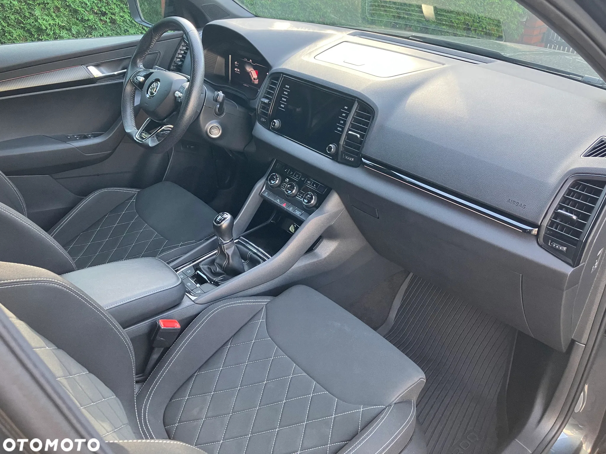 Skoda Karoq 1.5 TSI ACT GPF 4x2 Sportline - 7