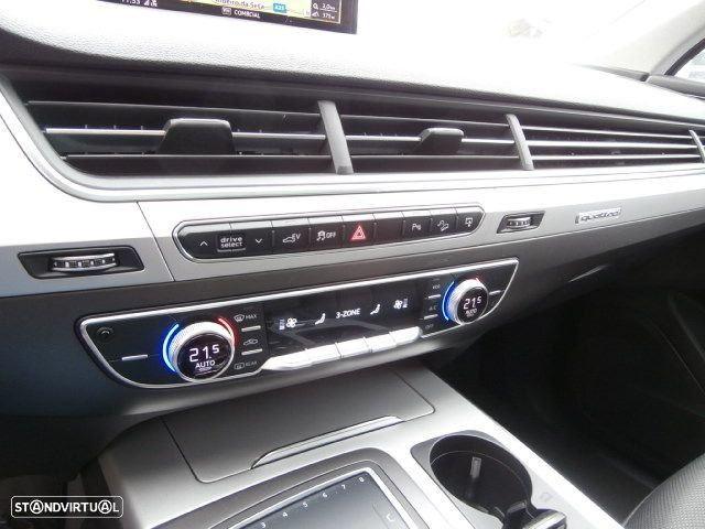 Audi Q7 3.0 TDi E-tron quattro Tiptronic - 31