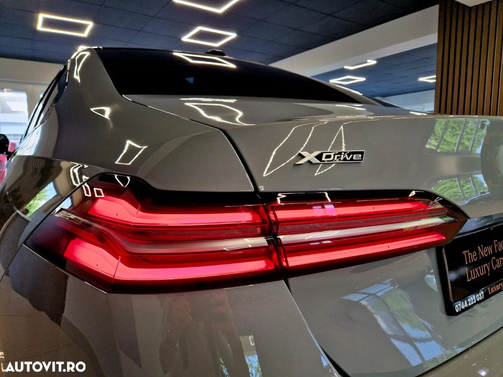 BMW Seria 5 520d xDrive AT MHEV - 11