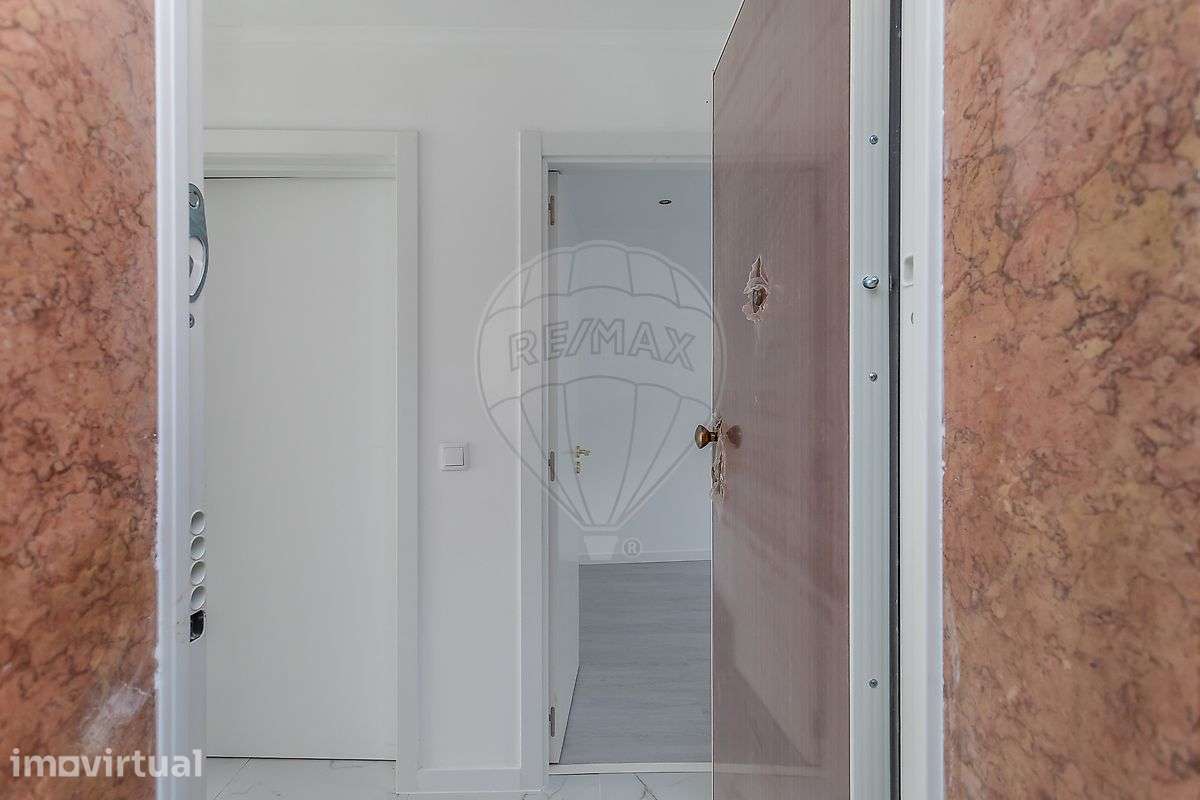 Apartamento T1 para venda - Grande imagem: 2/26