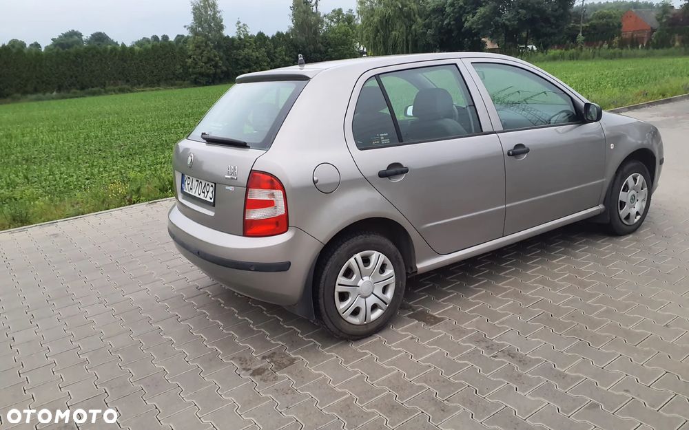 Skoda Fabia 1.4 16V Ambiente - 2