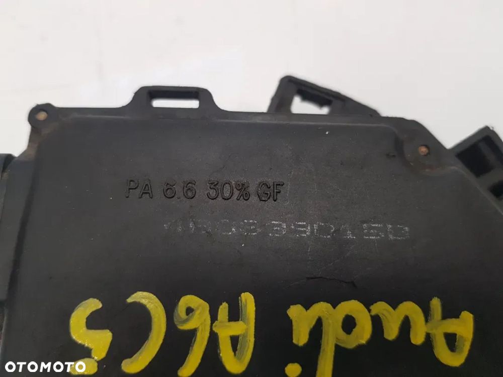 Zamek drzwi lewy tył Audi A6 c5 4b0839015b - 3