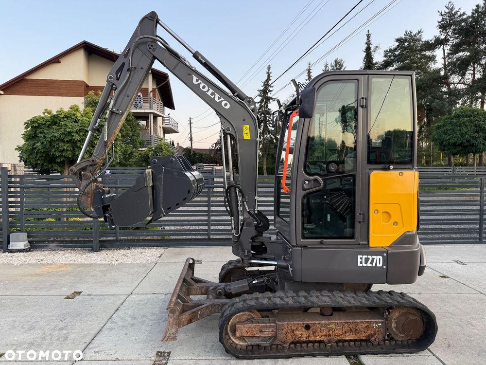 Volvo EC27D - 8