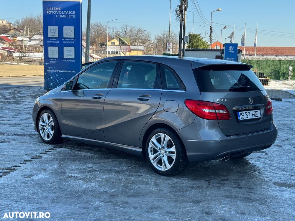 Mercedes-Benz B 180 - 4