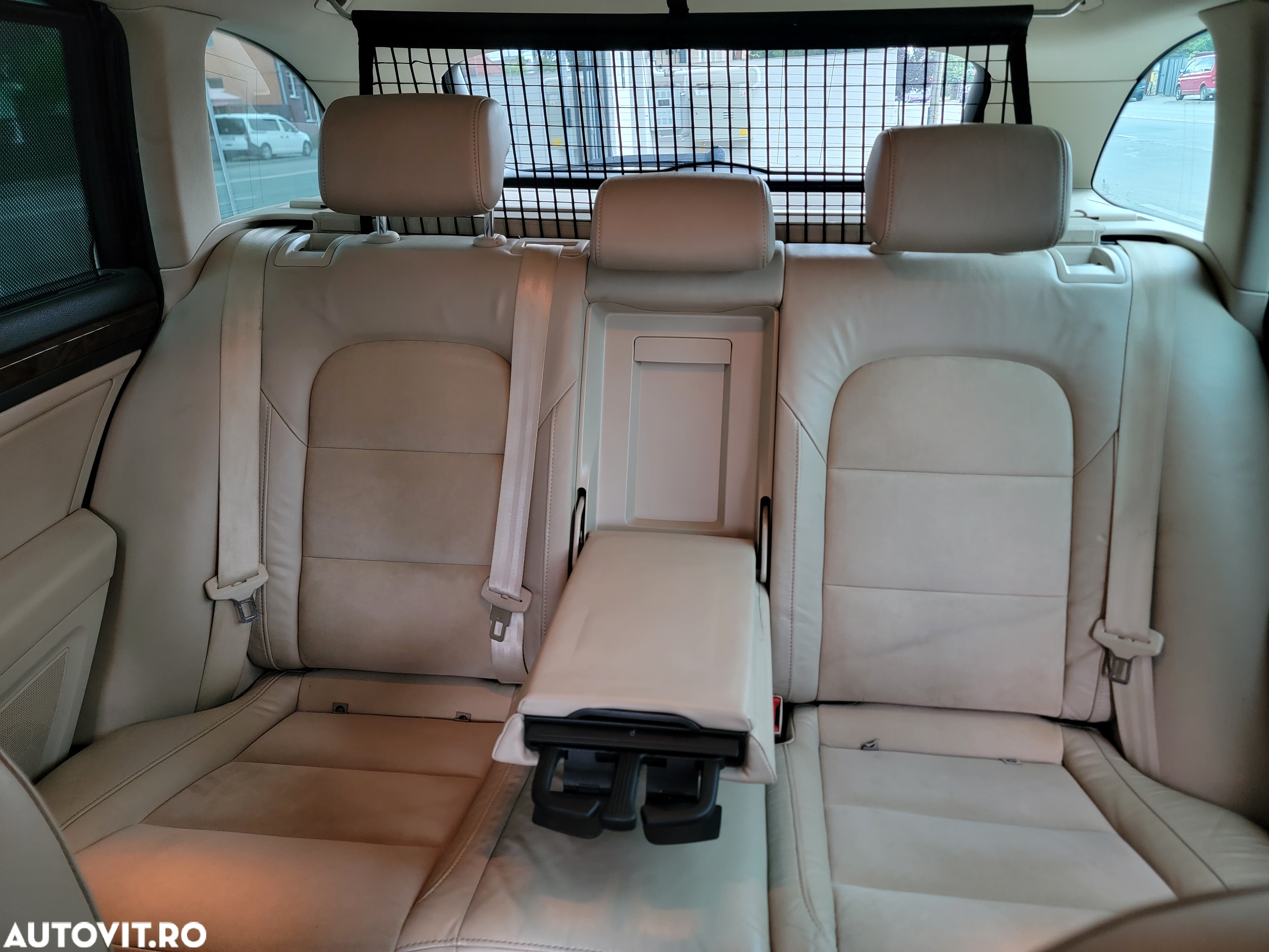 Skoda Superb Combi 2.0 TDI DSG L&K - 25