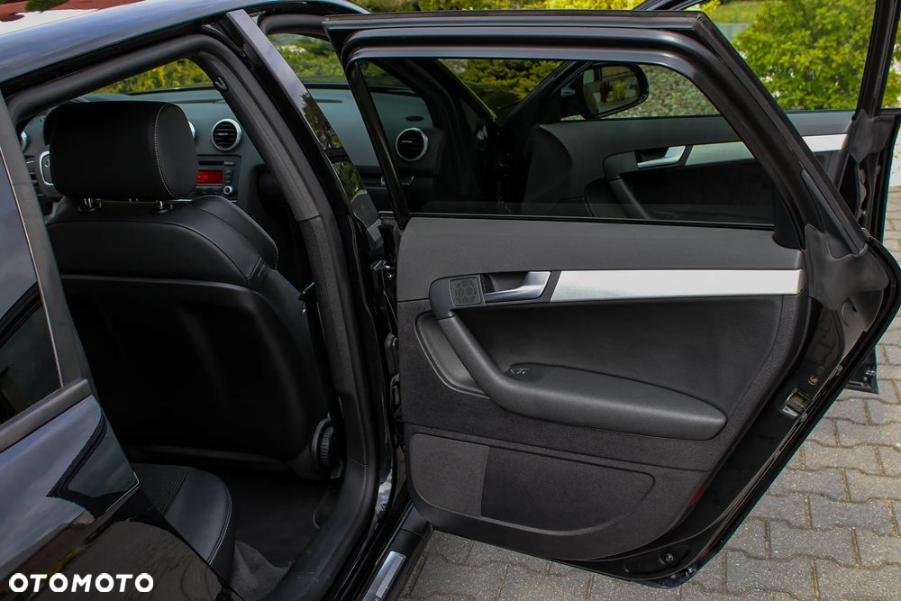 Audi A3 1.8 TFSI Sportback S line Sportpaket (plus) - 23
