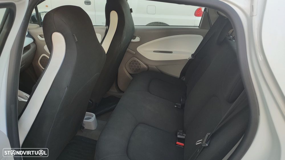 Renault Zoe (c/ Bateria) 41 kwh Life - 6
