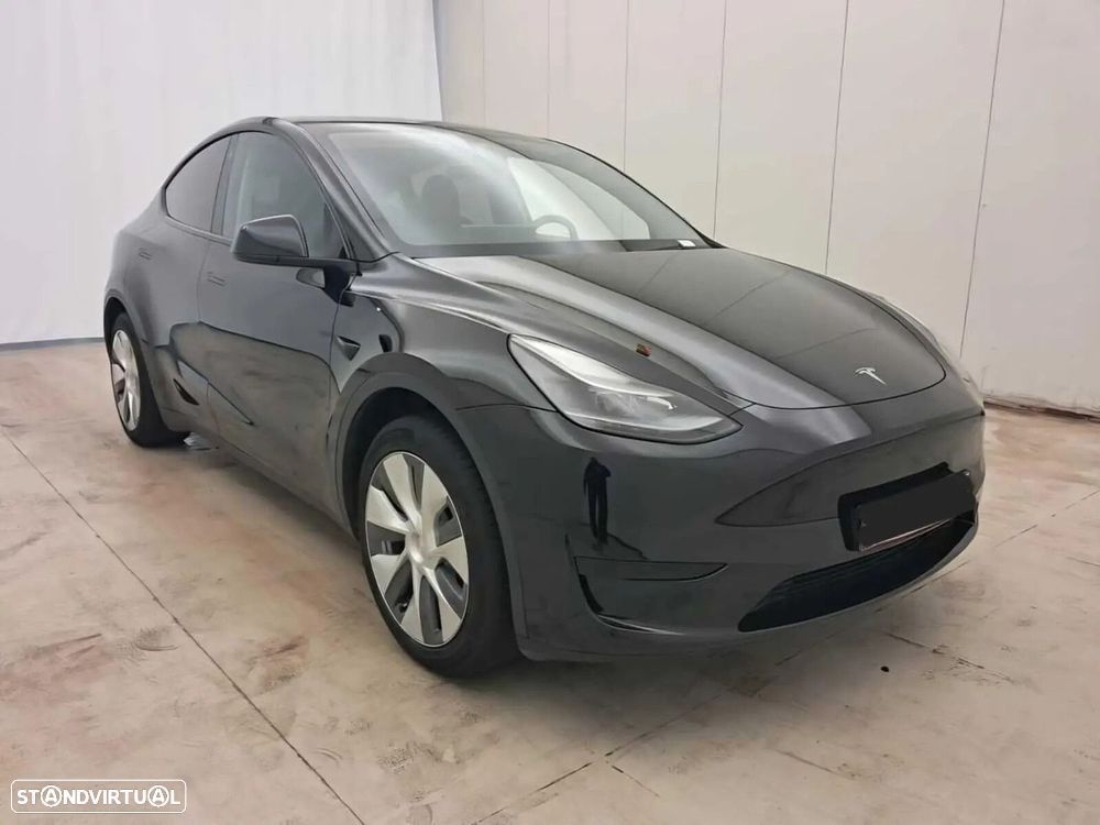 Tesla Model Y Standard - 4