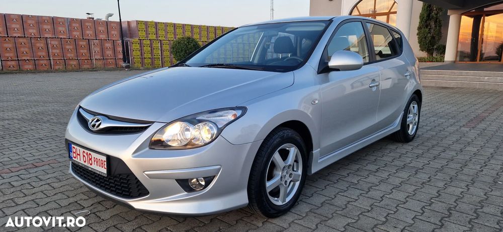 Hyundai i30 1.4 GL Classic - 12
