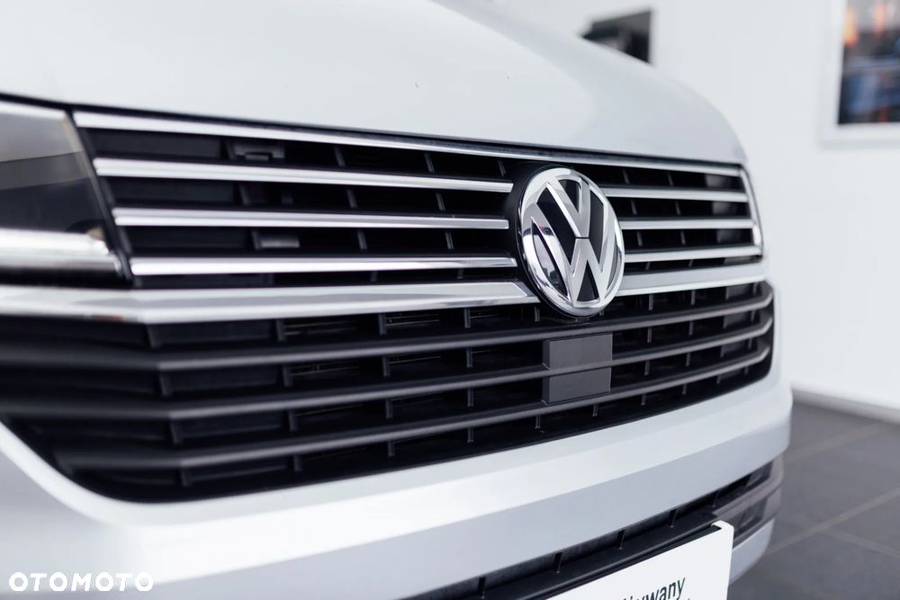Volkswagen Caravelle - 39