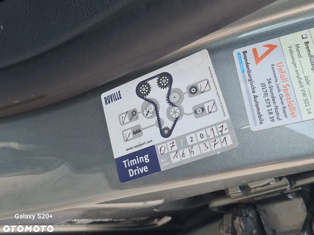 Volkswagen Passat - 20