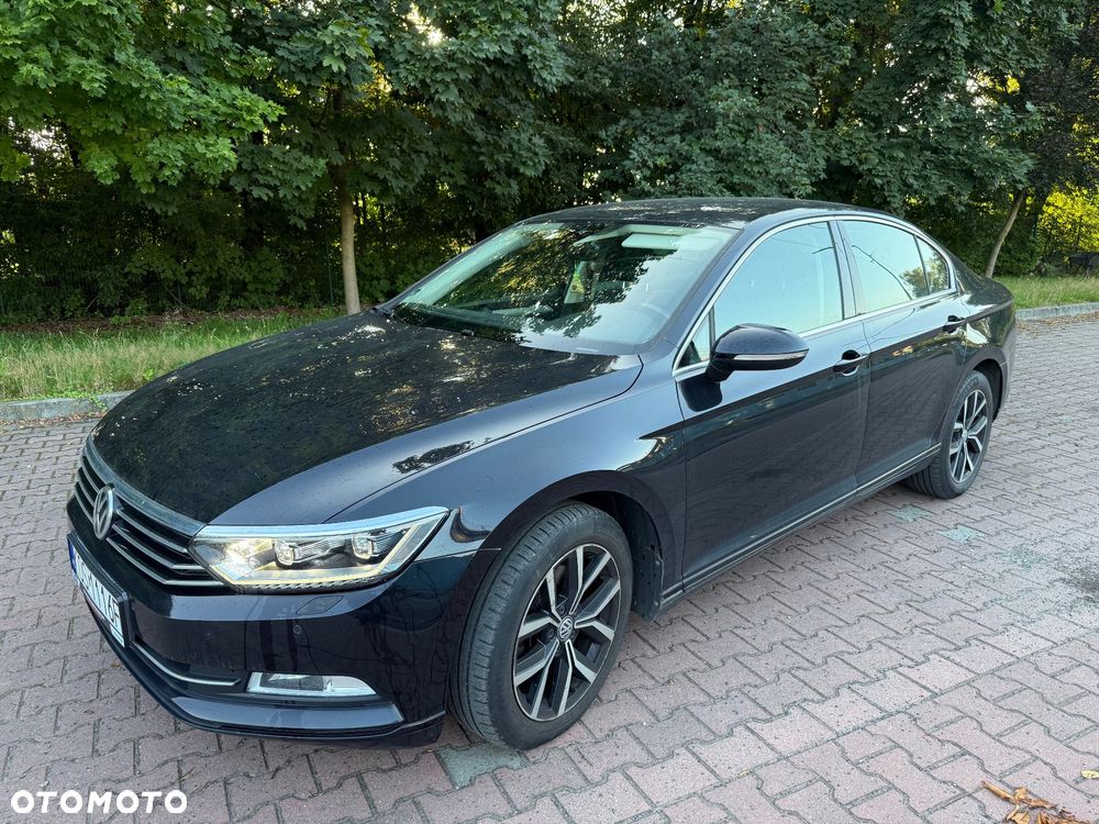 Volkswagen Passat - 4