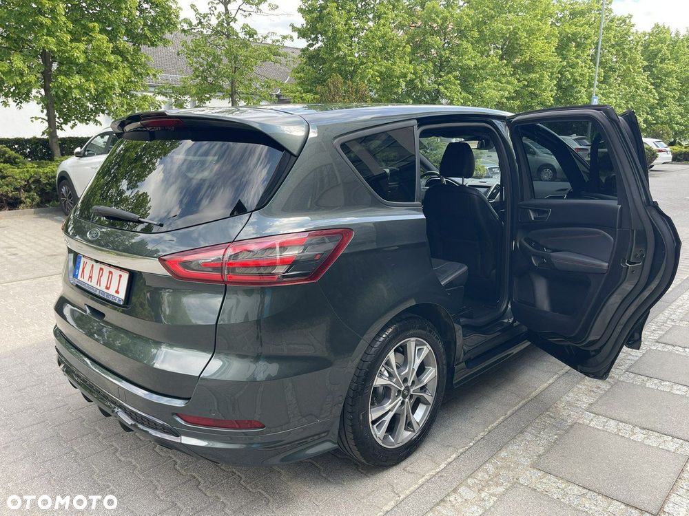 Ford S-Max - 18