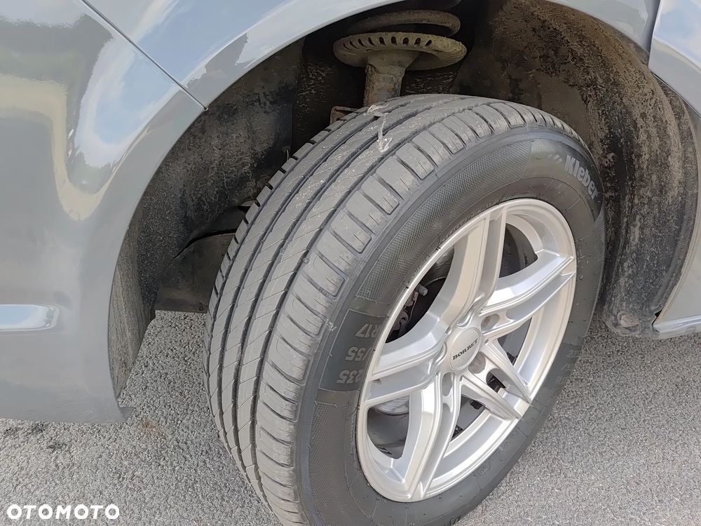 Volkswagen Caravelle ver-2-0-tdi-l1-business - 25