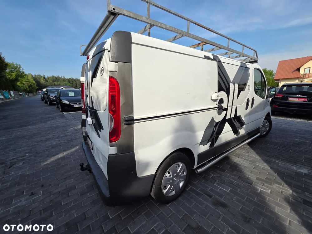 Opel VIVARO - 12
