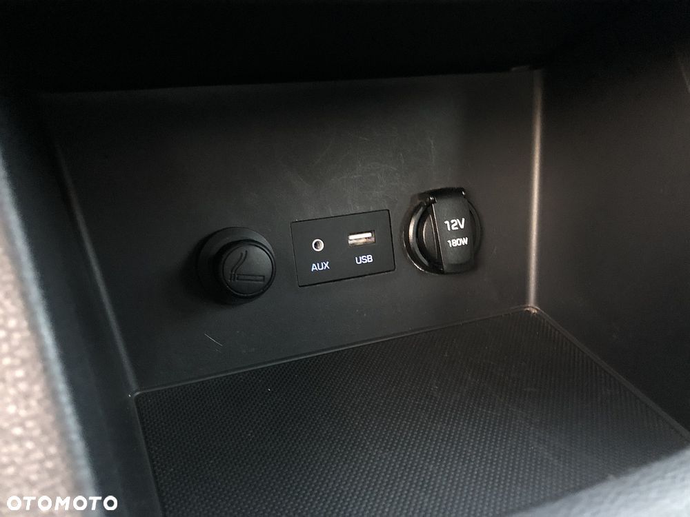 Hyundai i30 1.6 CRDi BlueDrive Comfort DCT - 18
