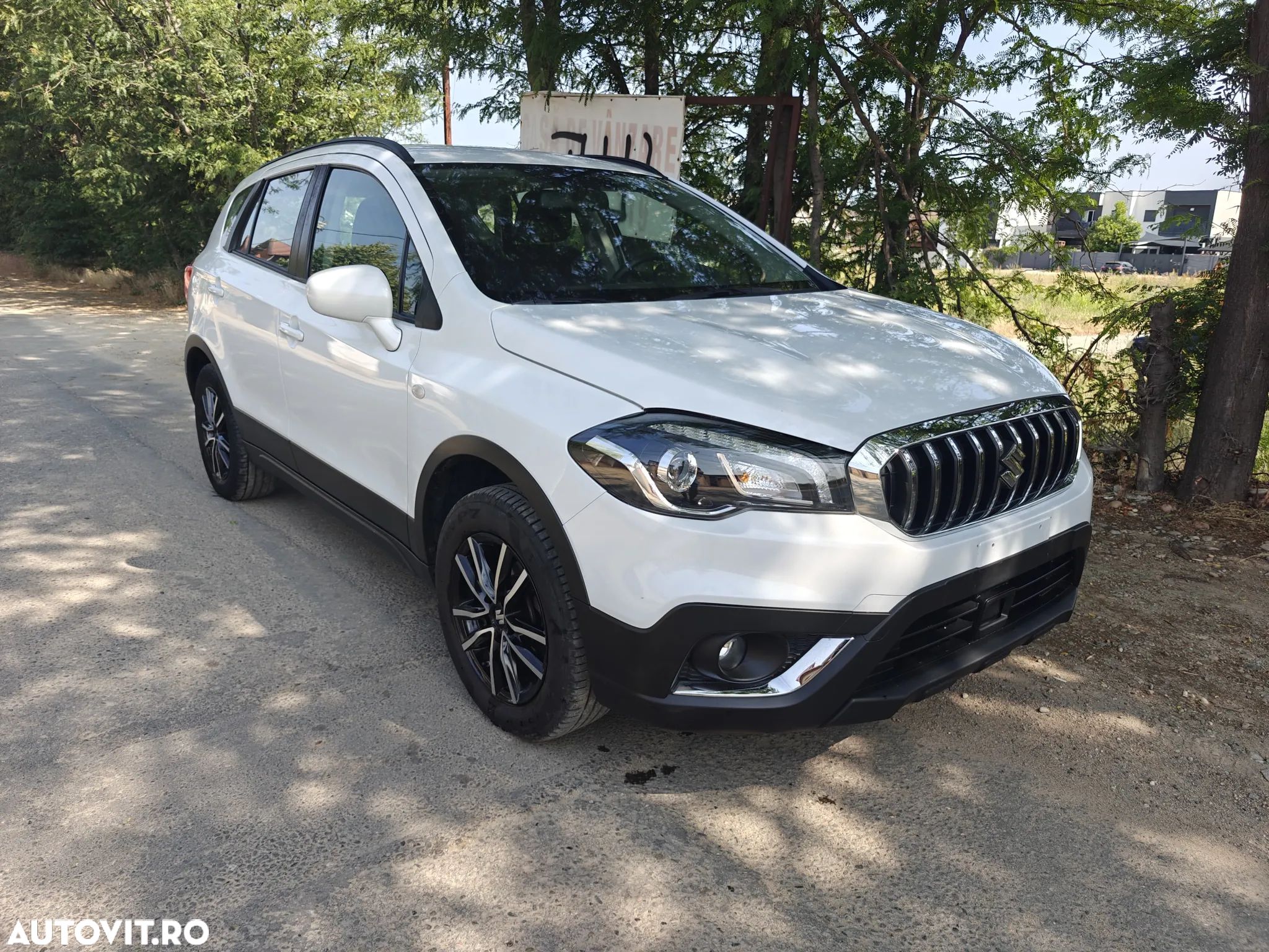Suzuki SX4 S-Cross 1.4 Boosterjet Hybrid Comfort - 1