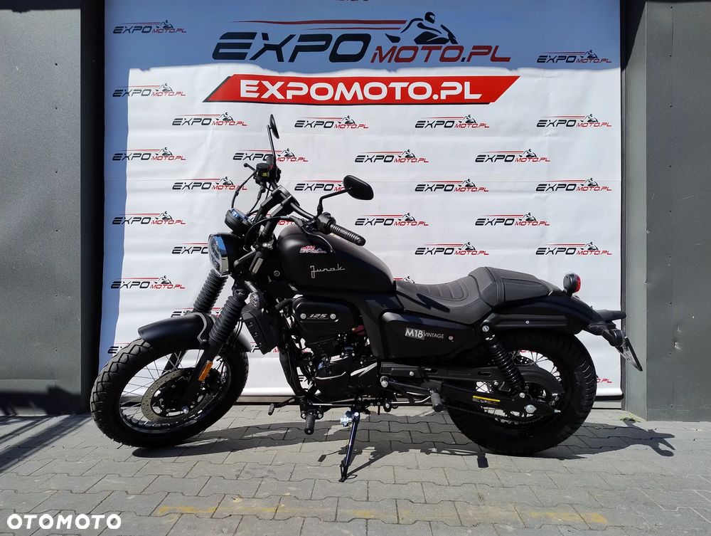 Junak M18 - 32