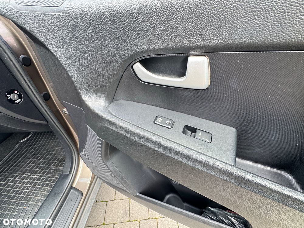 Kia Sportage 1.6 GDI M 2WD - 37