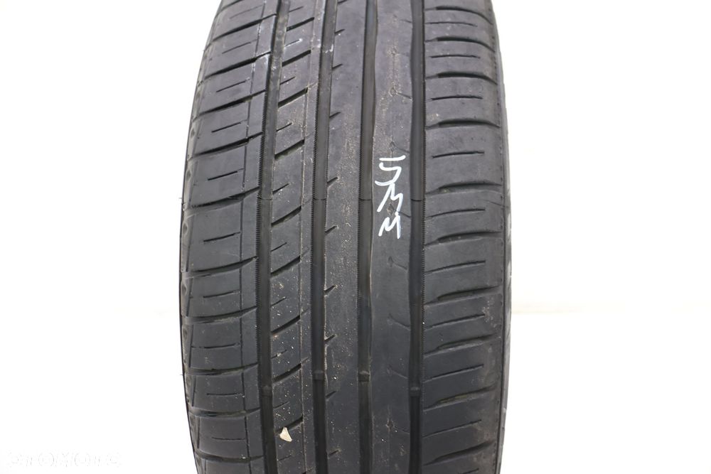 OPONA ROADX RXMOTION 215/55/17 - 9