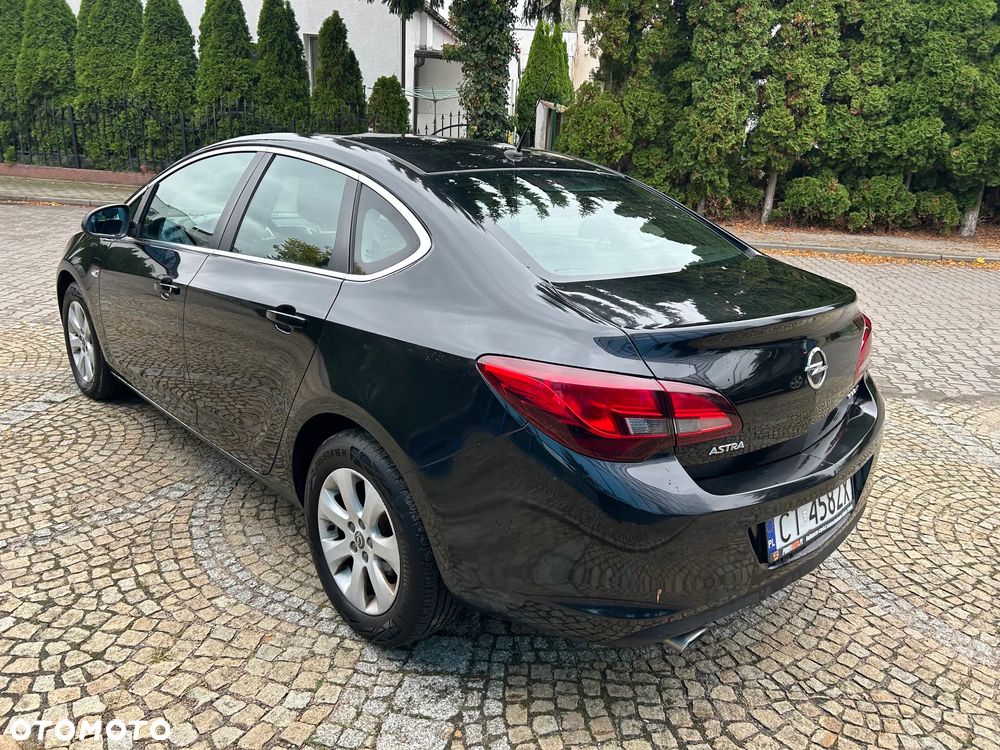 Opel Astra 1.4 T Business EU6 - 25