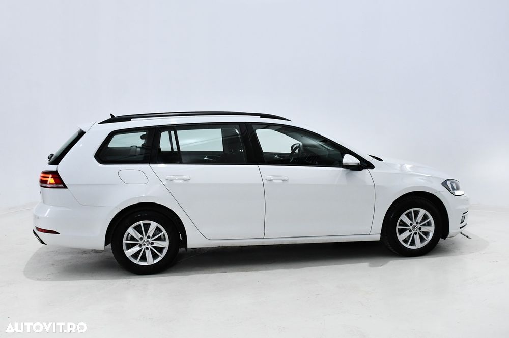 Volkswagen Golf - 14