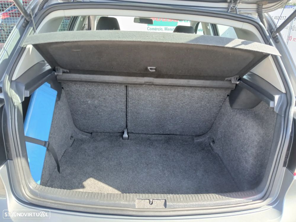 VW Golf 1.6 TDi Confortline - 25