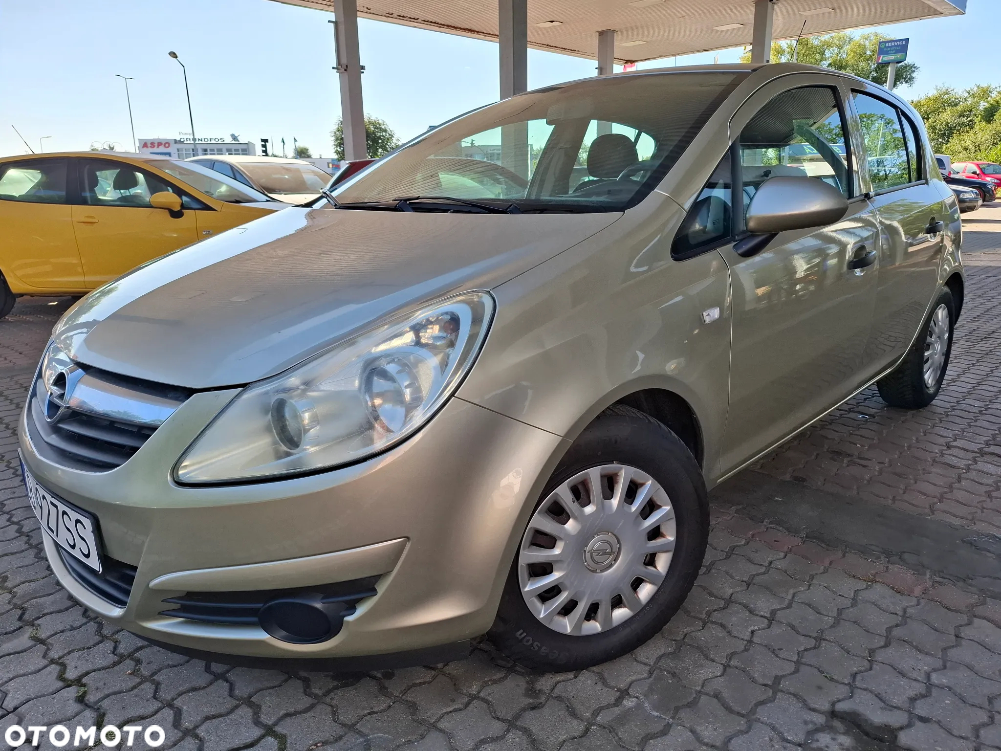 Opel Corsa 1.2 16V Cosmo - 15
