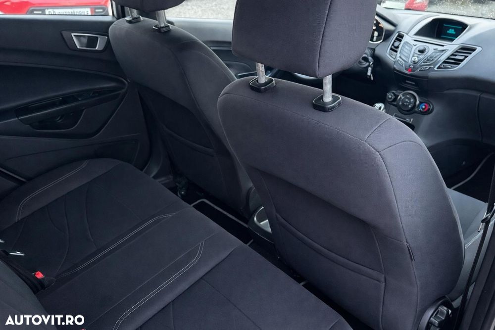 Ford Fiesta 1.6 TDCI Titanium - 9