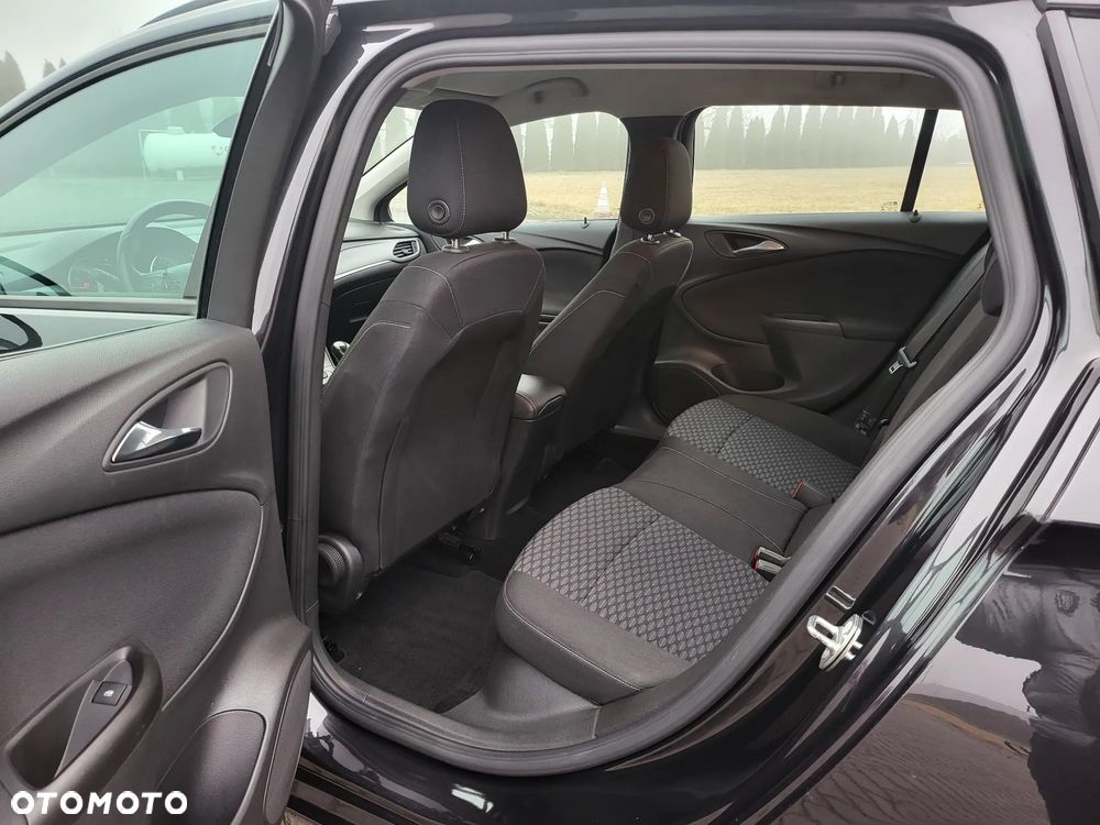 Opel Astra - 22