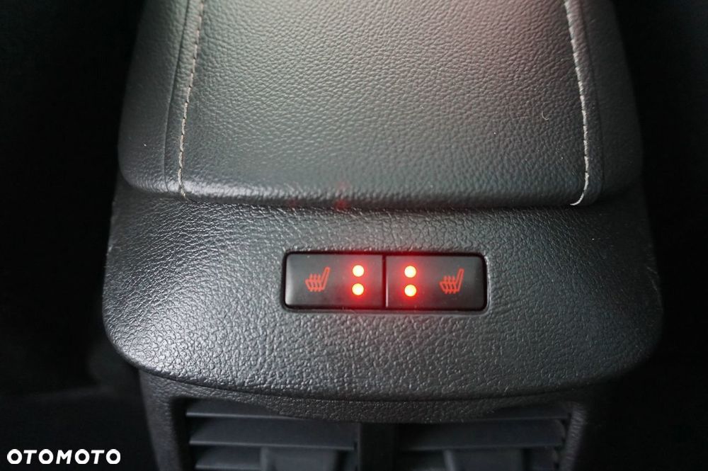 Ford Mondeo 2.0 TDCi STart-Stopp Titanium - 35