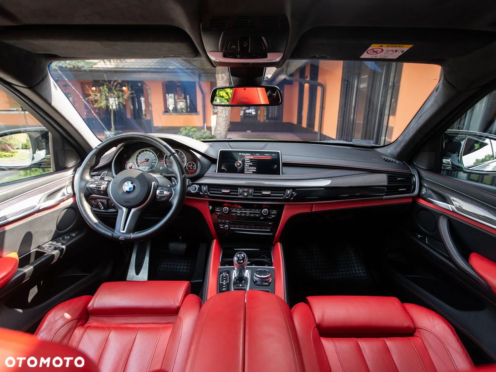 BMW X6M - 21