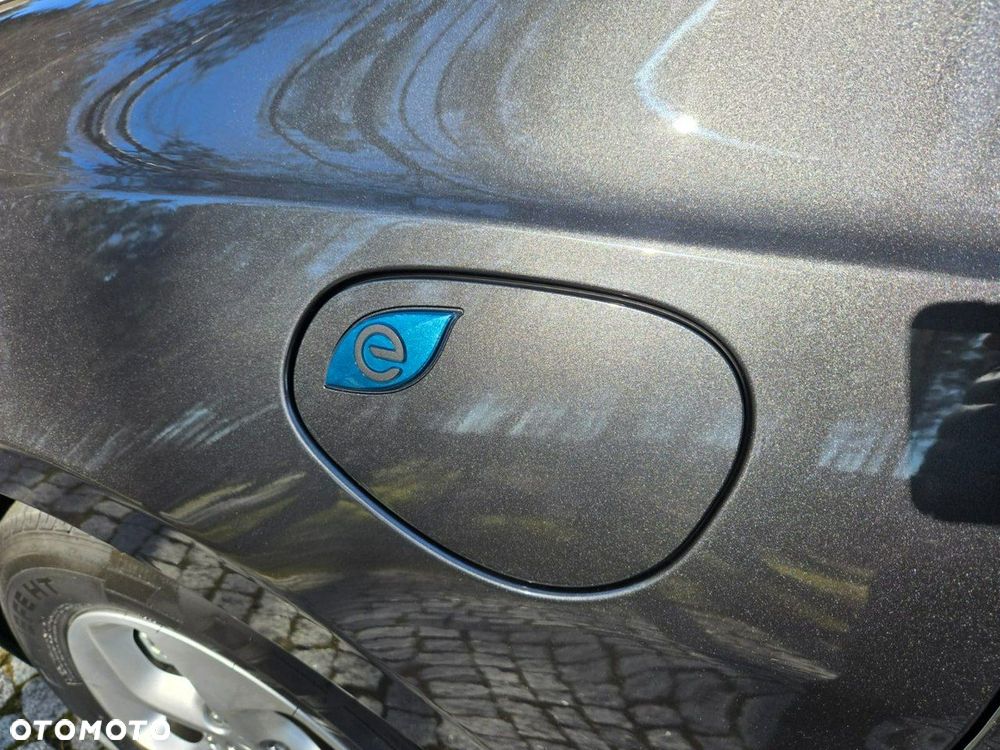 Chrysler Pacifica - 12