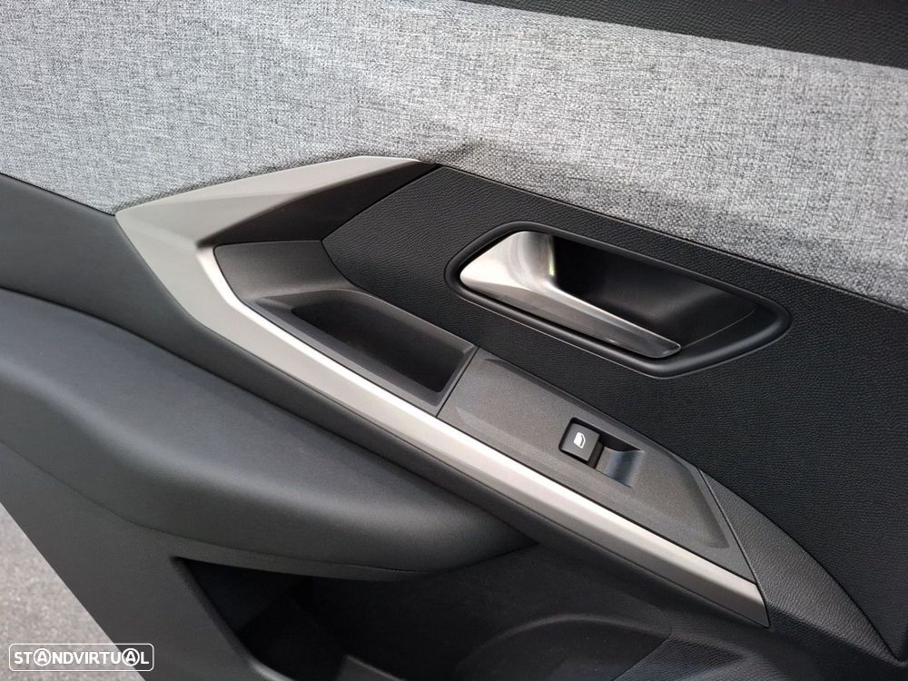 Peugeot 3008 1.2 Hybrid Allure e-DCS6 - 29