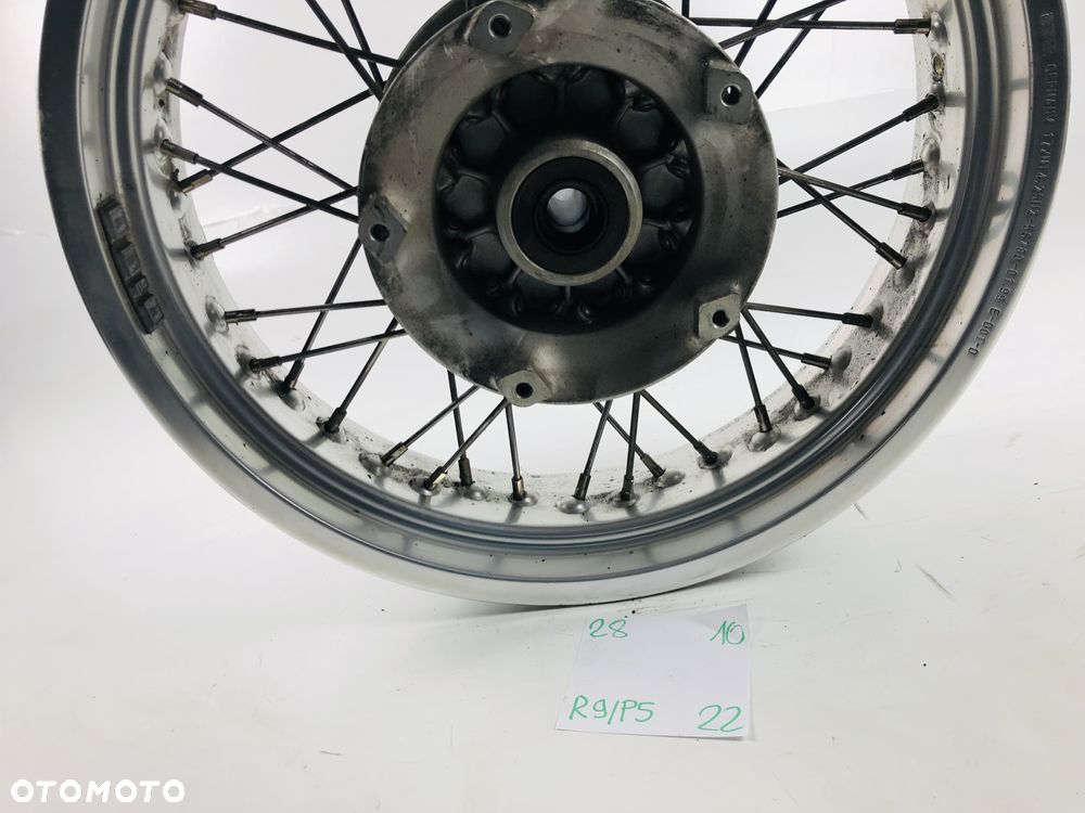 Triumph Tiger 900 felga tylna tył prosta - 14