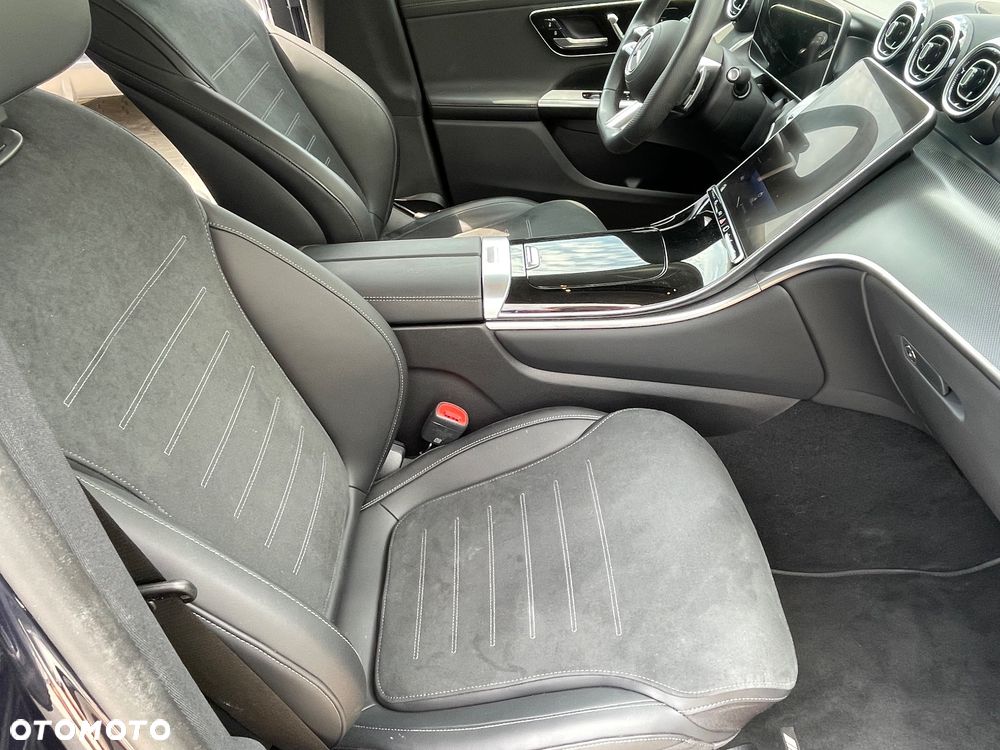 Mercedes-Benz GLC 220 d 4Matic 9G-TRONIC AMG Line Advanced - 13