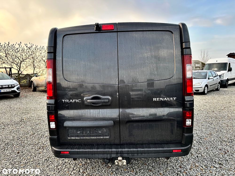 Renault Trafic Grand 2.0 dCi EDC - 18