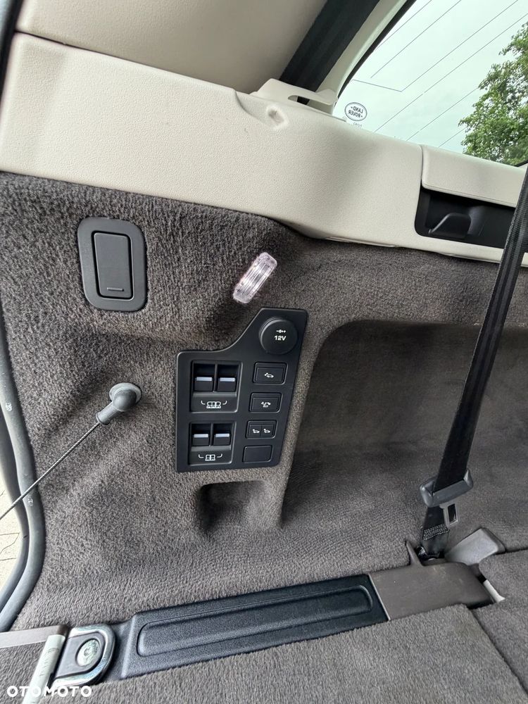Land Rover Discovery 2.0 SD4 HSE Luxury - 18