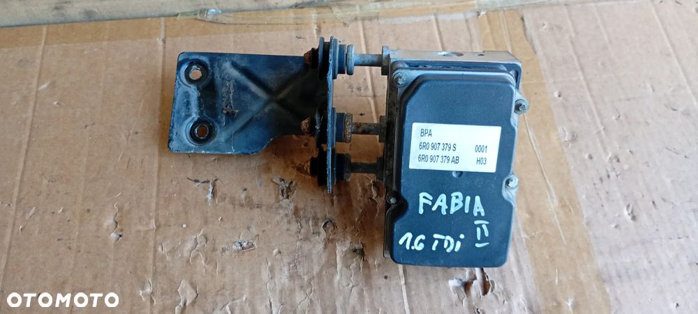 Pompa sterownik ABS Skoda Fabia II 1.6 TDI 6R0907379S 6R0907379AB - 1