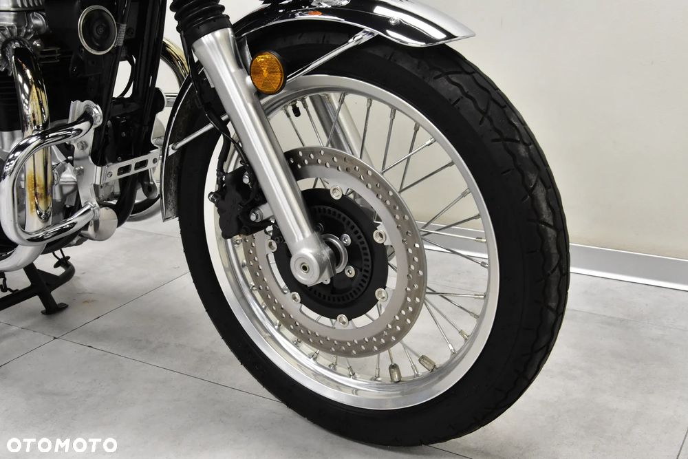 Kawasaki Inny - 33