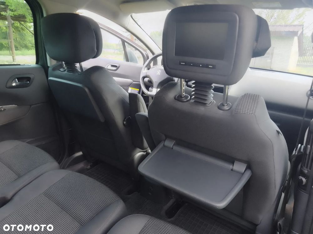 Peugeot 5008 2.0 HDi Family 7os - 21