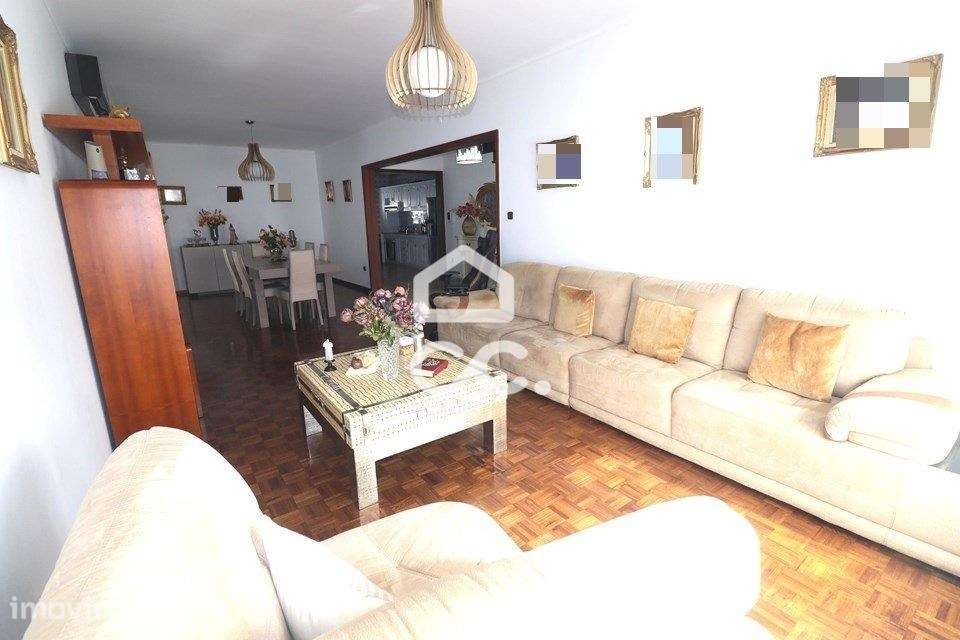 Moradia com 4+1 Quartos - Ribeira Seca - Ribeira Grande - Grande imagem: 2/36