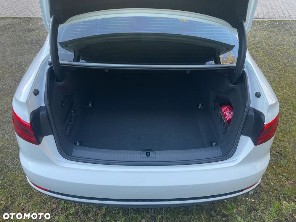 Audi A4 - 14