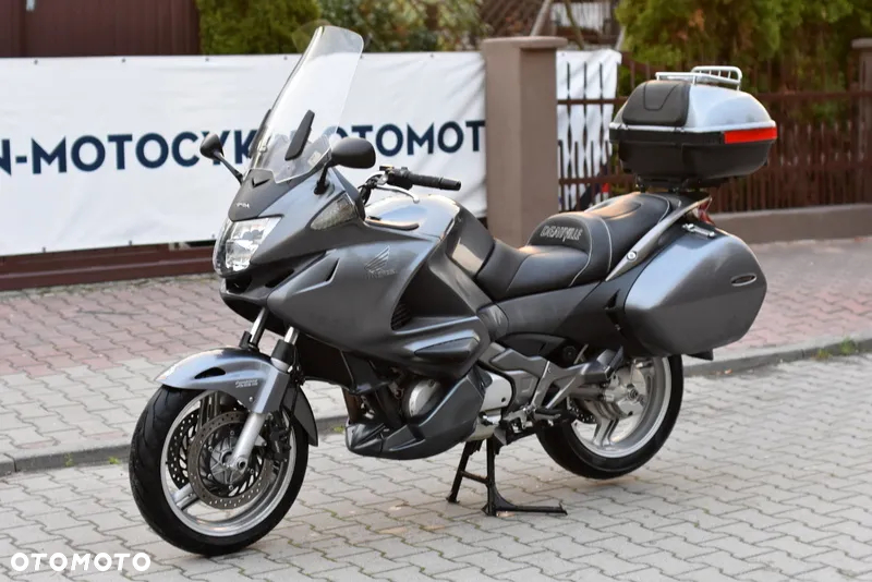 Honda NTV - 18